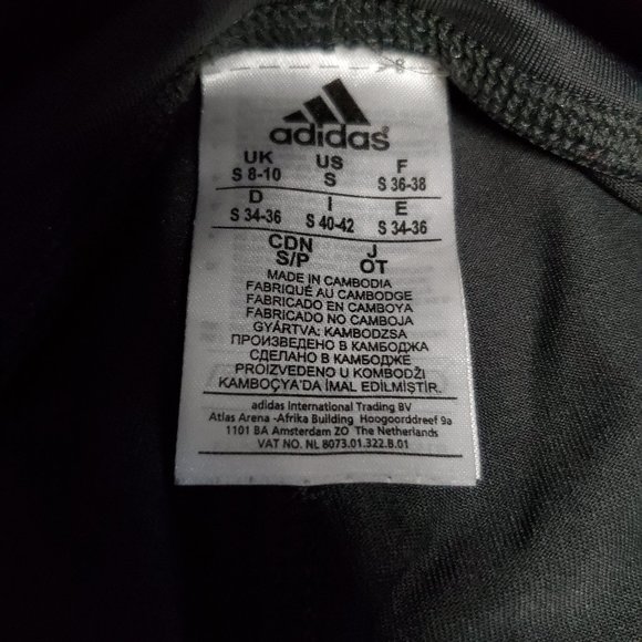 SOLD Adidas Cropped Gray Athletic Leggings, Sz S - Picture 4 of 4